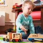 Что подарить ребенку трех лет на Новый год