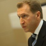 Шувалов: не надо смотреть на курс рубля
