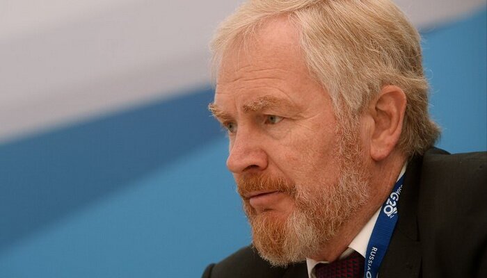 Россия приостановит выдачу новых кредитов 
