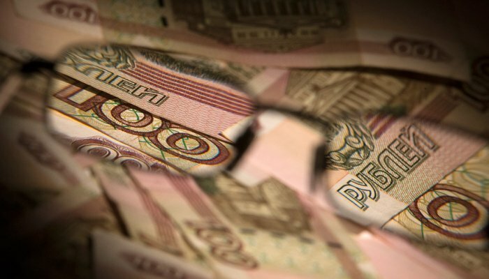 Падение курса рубля выгодно туристам
