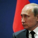 Путин повысил пенсионный возраст чиновников