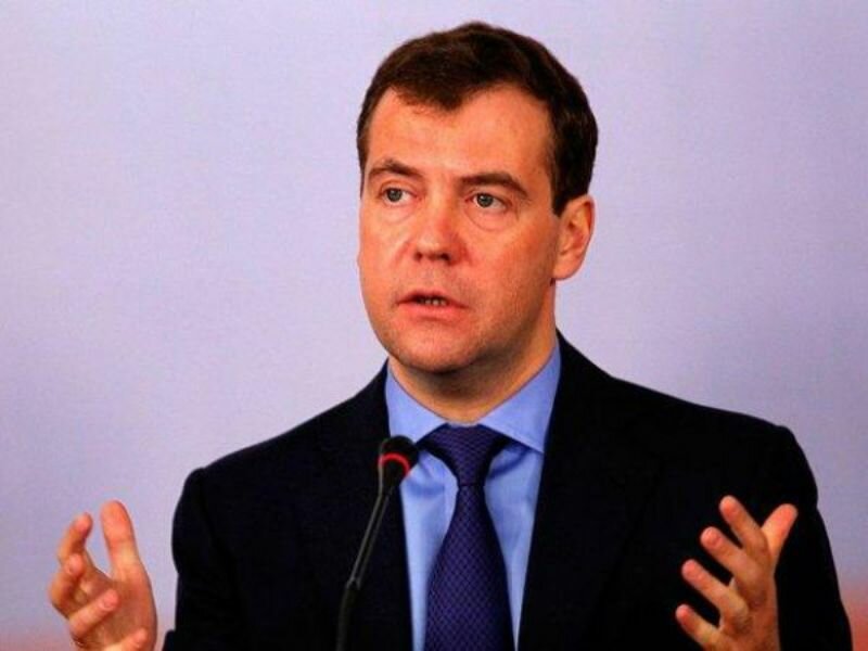 Медведев с историческим визитом в Сербии