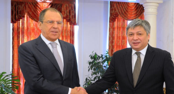 Лавров провёл переговоры с Абдылдаевым