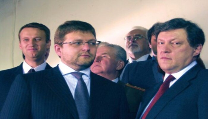 ПАРНАС и "Яблоко" за новую оценку истории