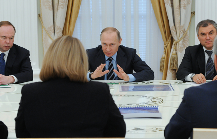 Путин предложил Володина на пост спикера Госдумы 