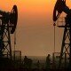Россия будет поставлять в Белоруссию меньше нефти
