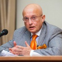 Караганов назвал условия отмены санкций