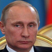 Рейтинг Путина начал снижаться